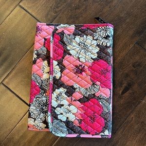 Vera Bradley Jewelry Hanging Organizer in Mocha Rouge